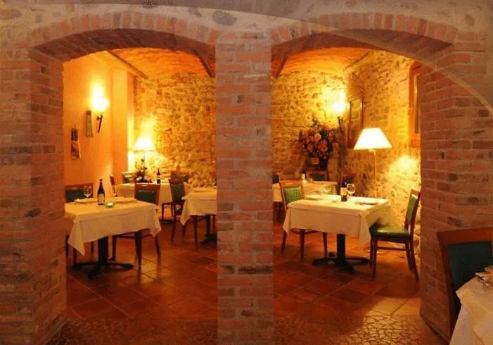 Hotel La Spia D'Italia 3*, Solferino