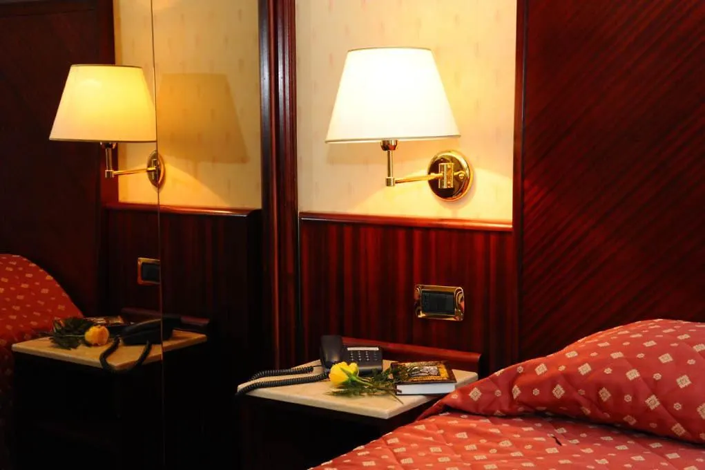Hotel La Spia D'Italia 3*, Solferino Italy
